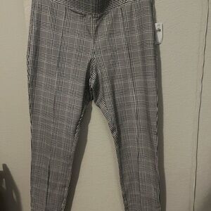 Old Navy Black and White Checkered Pants